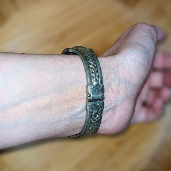 Silver Weave Hinged Bangle Bracelet - Picture 6 of 9